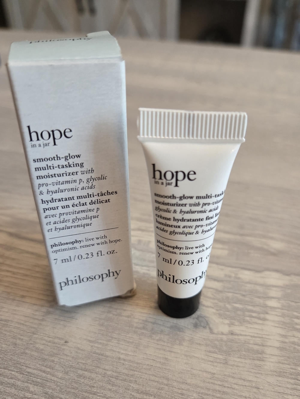 Philosophy Hope In A Jar Smooth-Glow Multi-Tasking Moisturizer